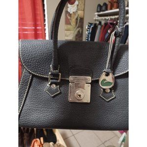 Vintage Dooney & Bourke AWL Black Pebble Leather Lock & Key Flap Top hand bag